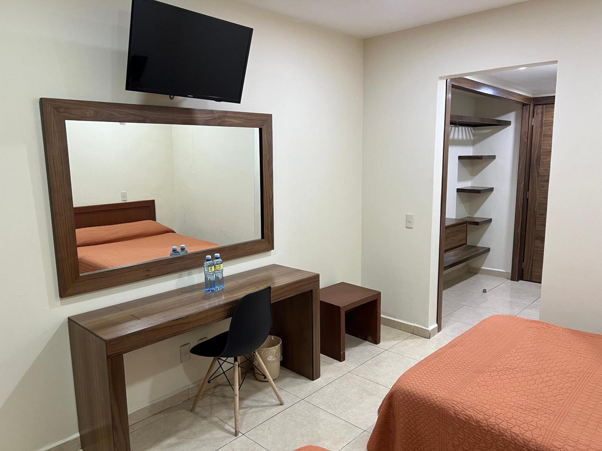 Hotel Fiesta Altena Tepatitlán de Morelos Exteriör bild